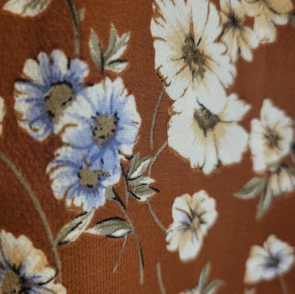 Cute cut-out cold shoulder long sleeves dress/ Robe épaules dénudé manche longue - Picture 5 of 10